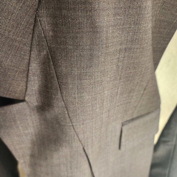 Halston Blazer - Picture 4 of 7